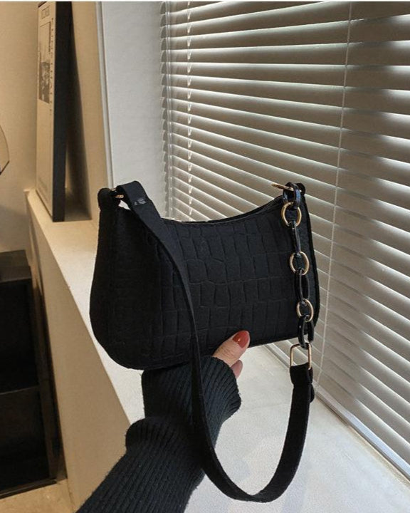 ALIA Shoulder Bag