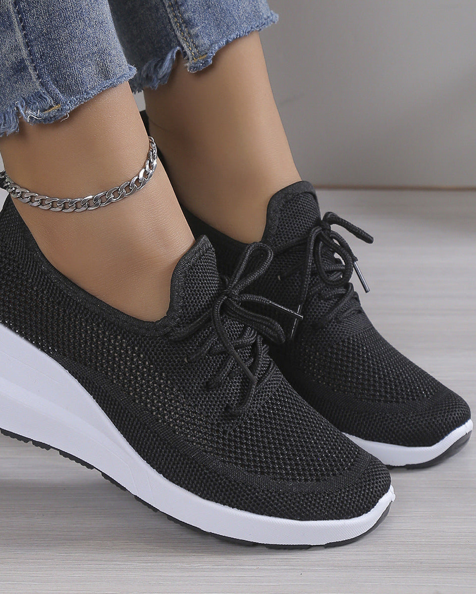 MILA Comfort Sneakers